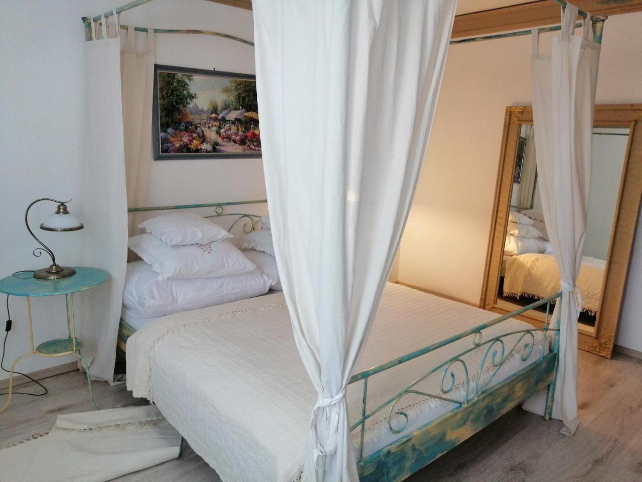 Entrez Apartment 1 Košice Esterno foto